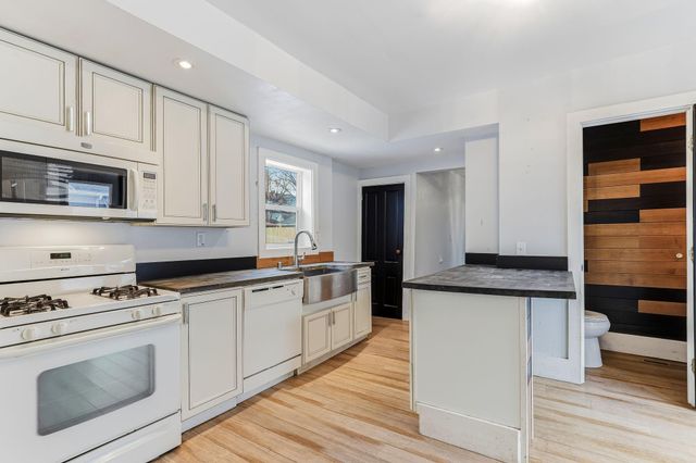 4114 Dupont Avenue N, Minneapolis, MN 55412