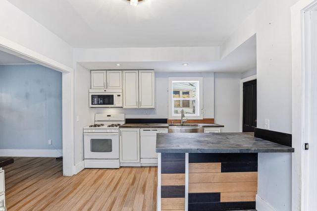 4114 Dupont Avenue N, Minneapolis, MN 55412