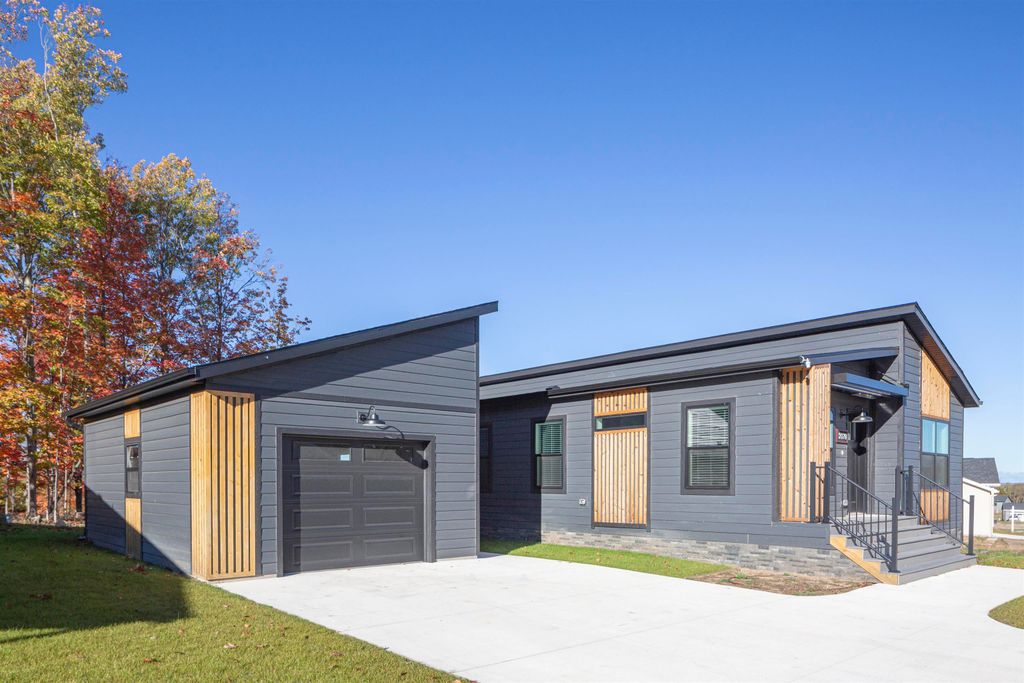 2079 Vista View Drive Lot: 32, Traverse City, MI 49686