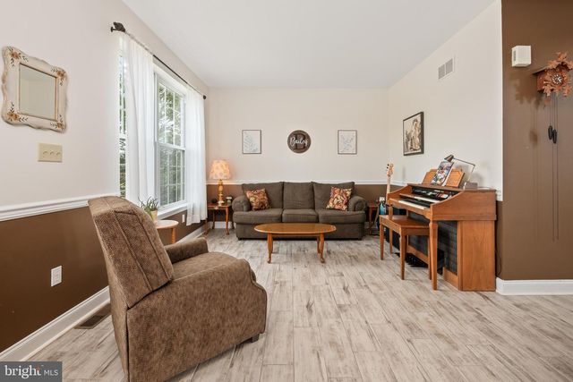 2912 SILVER CREEK CIR, Kutztown, PA 19530