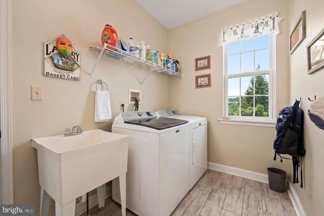 2912 SILVER CREEK CIR, Kutztown, PA 19530