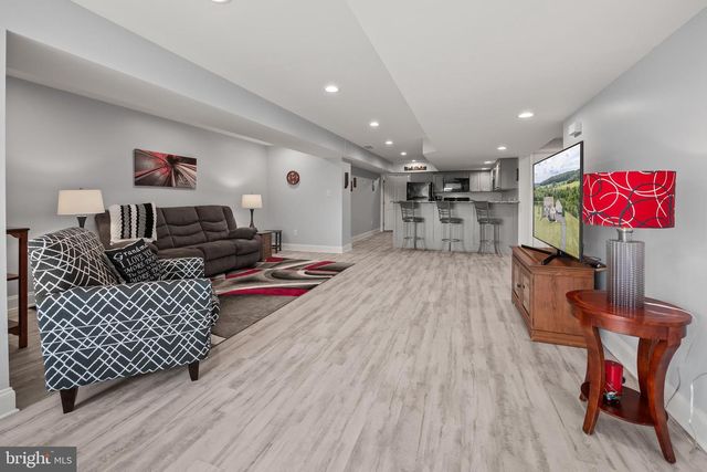 2912 SILVER CREEK CIR, Kutztown, PA 19530