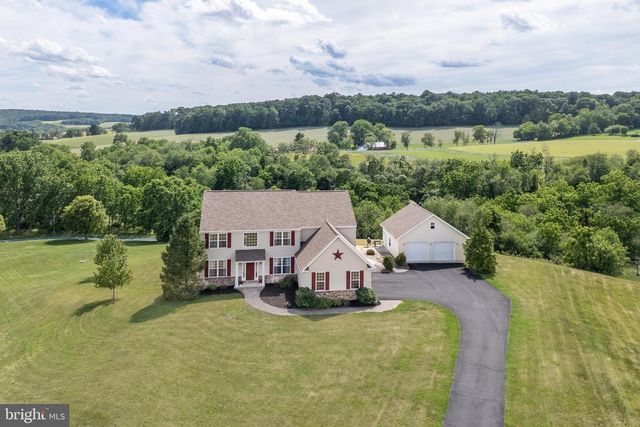 2912 SILVER CREEK CIR, Kutztown, PA 19530