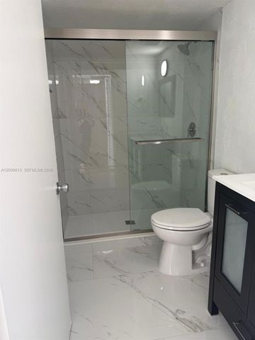 15675 SW 74th Cir Dr 5, Miami, FL 33193