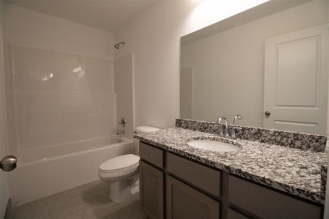 17143 Coral Gables Avenue, Southfield, MI 48076