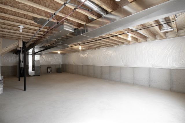 17143 Coral Gables Avenue, Southfield, MI 48076