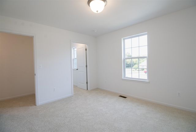 17143 Coral Gables Avenue, Southfield, MI 48076