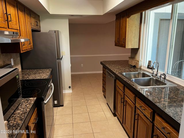 6137 ISLAND FOREST Drive, Fleming Island, FL 32003