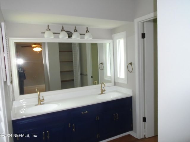 6137 ISLAND FOREST Drive, Fleming Island, FL 32003