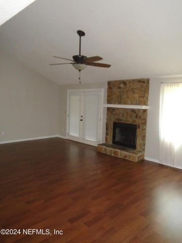 6137 ISLAND FOREST Drive, Fleming Island, FL 32003