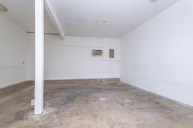 1048 Laurel Ave, Olivehurst, CA 95961