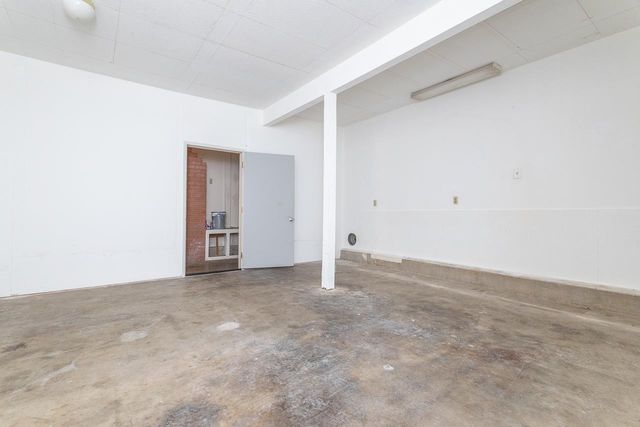 1048 Laurel Ave, Olivehurst, CA 95961