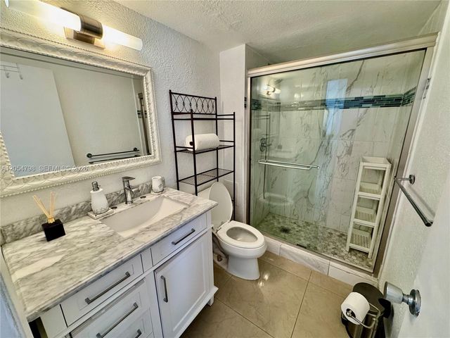 18051 Biscayne Boulevard 1002, Aventura, FL 33160
