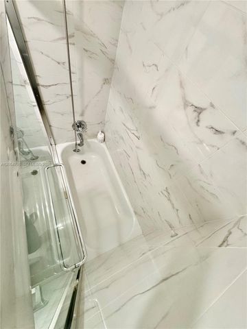 18051 Biscayne Boulevard 1002, Aventura, FL 33160