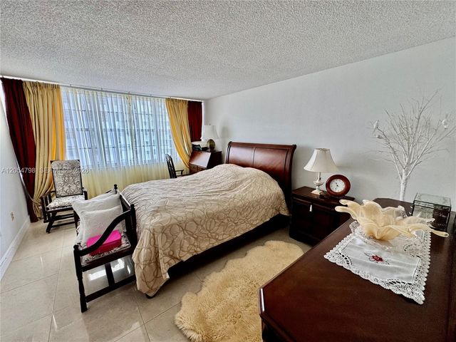 18051 Biscayne Boulevard 1002, Aventura, FL 33160