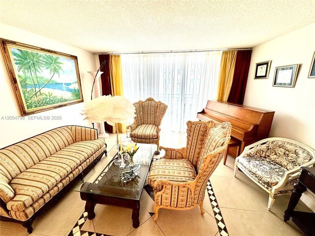 18051 Biscayne Boulevard 1002, Aventura, FL 33160