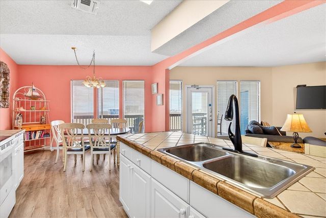 6317 Hwy. 361 6214, Port Aransas, TX 78373