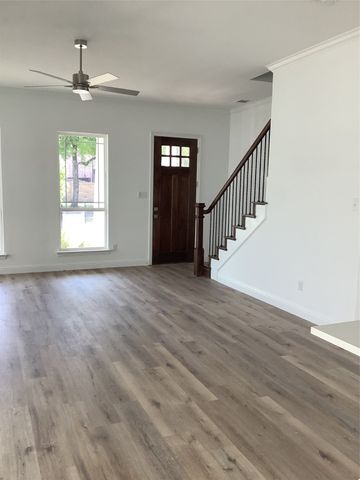 609 E Midway Drive, Euless, TX 76039