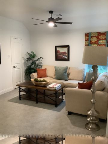 609 E Midway Drive, Euless, TX 76039