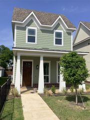 609 E Midway Drive, Euless, TX 76039
