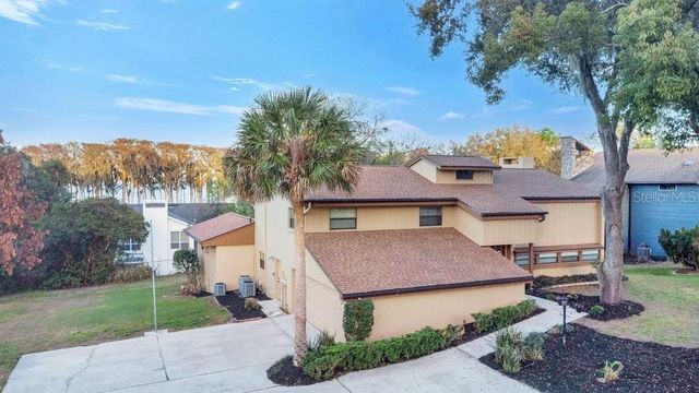 2920 COCOVIA WAY, Leesburg, FL 34748