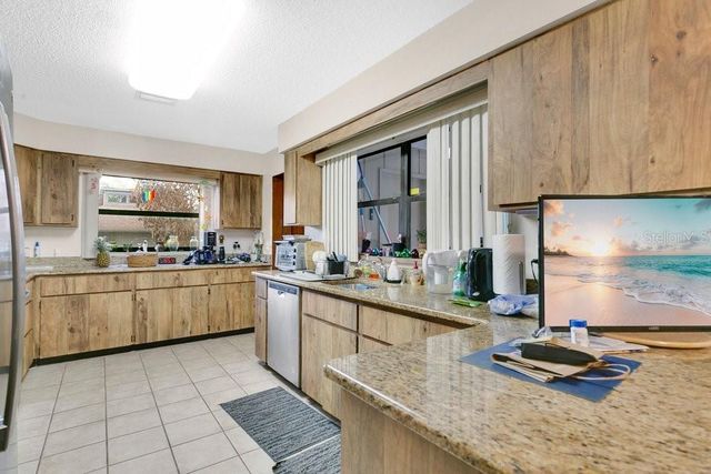 2920 COCOVIA WAY, Leesburg, FL 34748