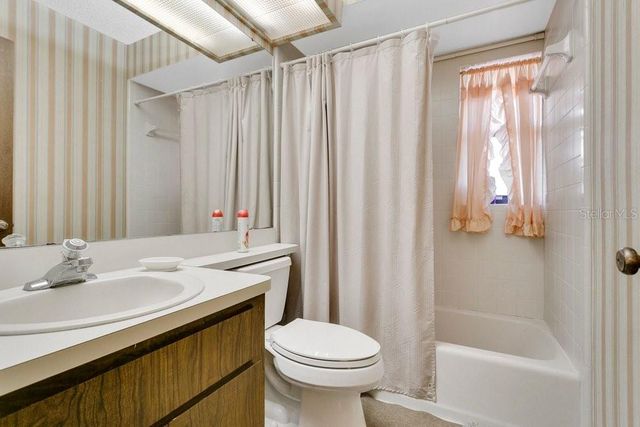 2920 COCOVIA WAY, Leesburg, FL 34748