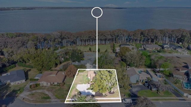 2920 COCOVIA WAY, Leesburg, FL 34748