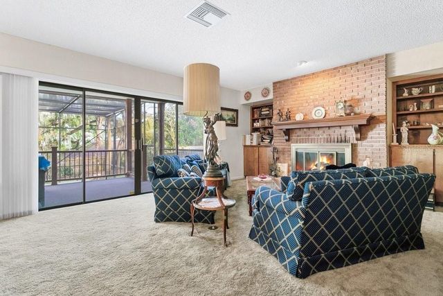 2920 COCOVIA WAY, Leesburg, FL 34748