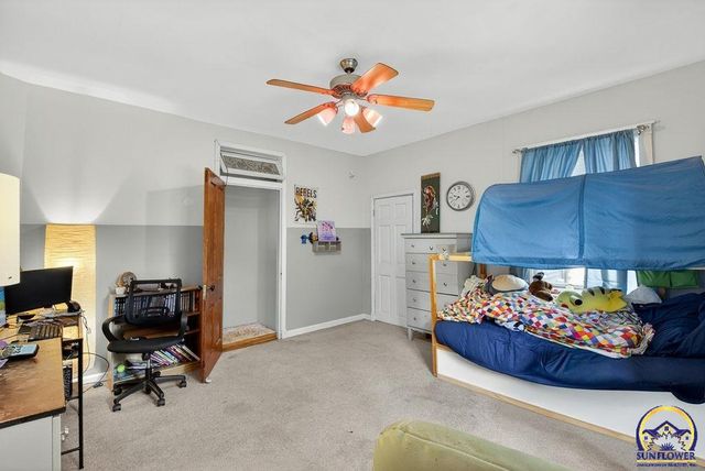 1501 SW Mulvane ST, Topeka, KS 66604