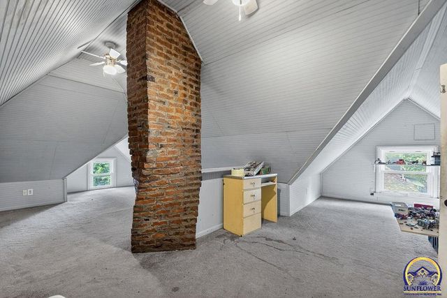 1501 SW Mulvane ST, Topeka, KS 66604