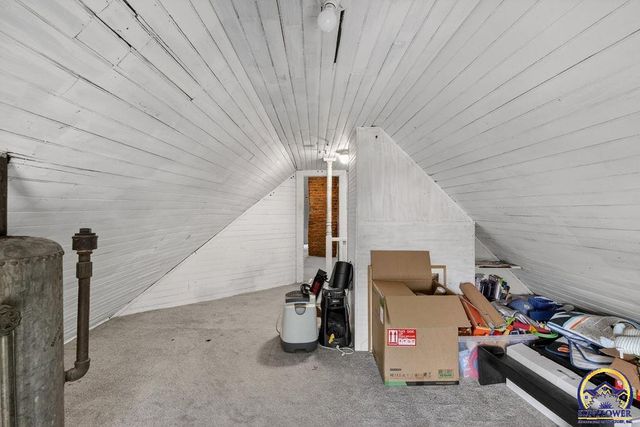 1501 SW Mulvane ST, Topeka, KS 66604