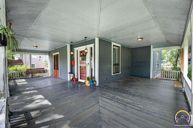 1501 SW Mulvane ST, Topeka, KS 66604
