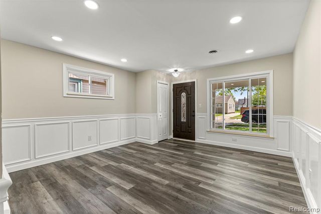 17215 Robert Street, Melvindale, MI 48122