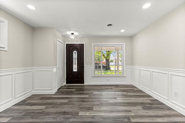 17215 Robert Street, Melvindale, MI 48122