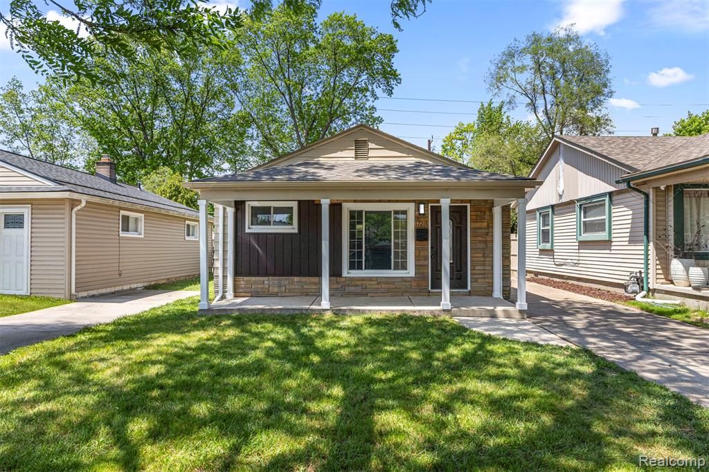 17215 Robert Street, Melvindale, MI 48122