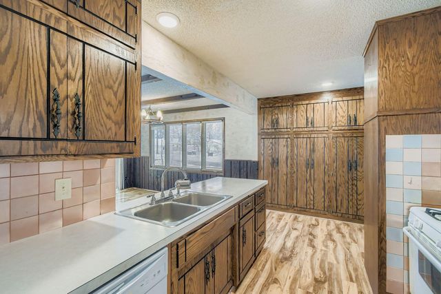 5300 Newton Avenue N, Brooklyn Center, MN 55430