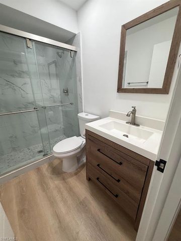 1103 8th TER B, Cape Coral, FL 33990