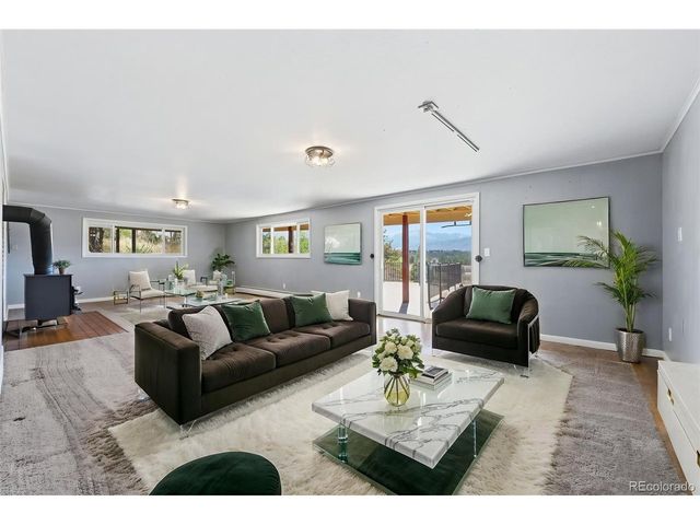 7518 Vincent Drive, Colorado Springs, CO 80920