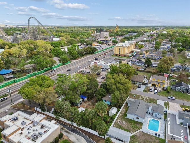 8730 N CALDER PLACE, Tampa, FL 33604