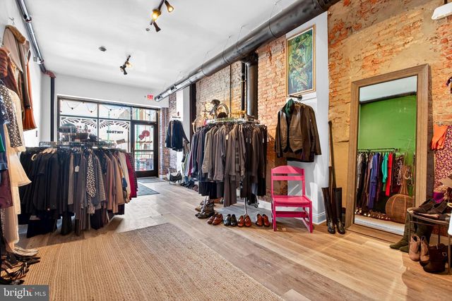 2804 W GIRARD AVE, Philadelphia, PA 19130