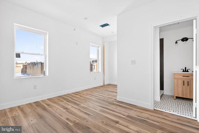 2804 W GIRARD AVE, Philadelphia, PA 19130