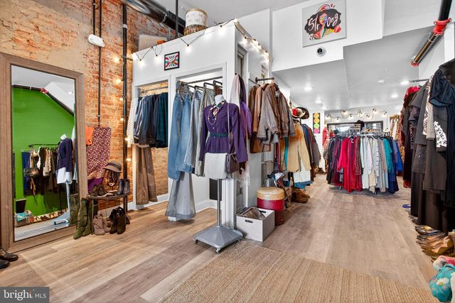 2804 W GIRARD AVE, Philadelphia, PA 19130