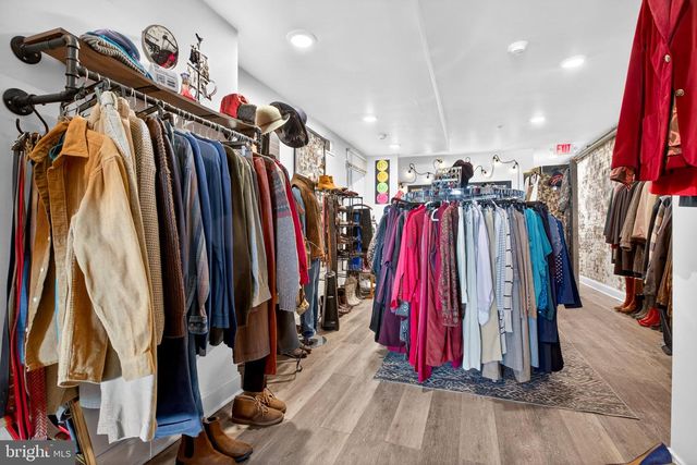 2804 W GIRARD AVE, Philadelphia, PA 19130