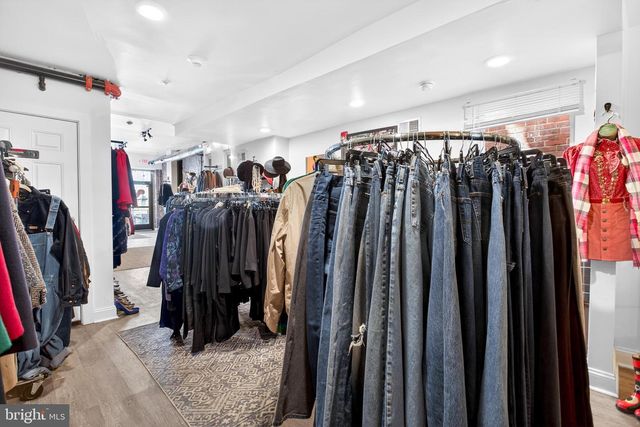 2804 W GIRARD AVE, Philadelphia, PA 19130