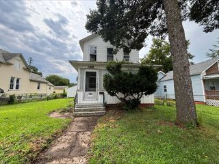 1312 7th Avenue, Rock Island, IL 61201
