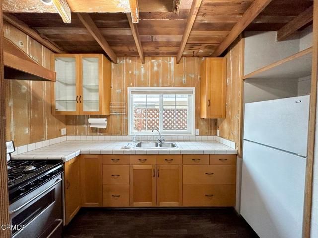 241 Cahuenga Drive, Oxnard, CA 93035