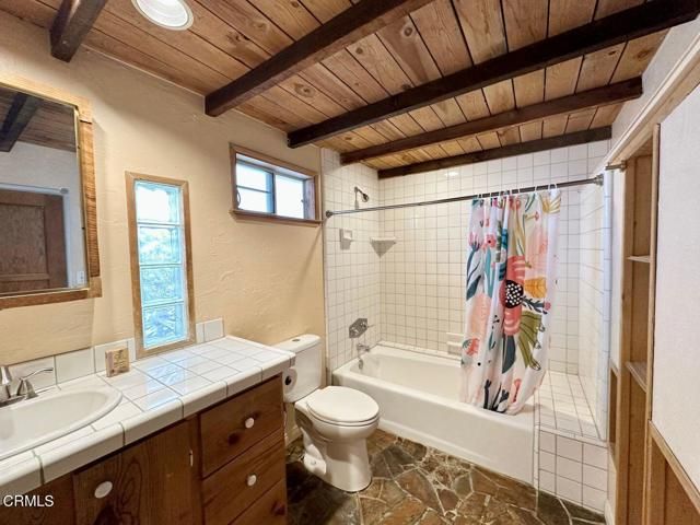 241 Cahuenga Drive, Oxnard, CA 93035