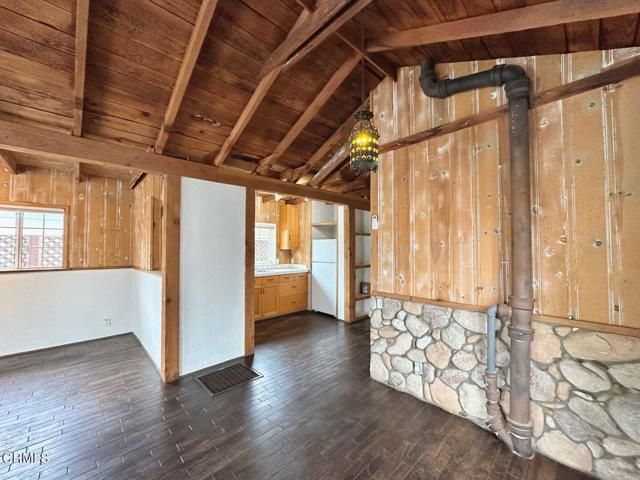 241 Cahuenga Drive, Oxnard, CA 93035