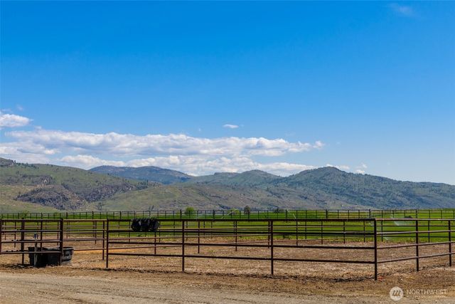 2034 Pine Creek Road, Tonasket, WA 98855